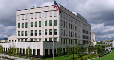 Alarm për sulm ajror, mbyllet ambasada amerikane në Kiev