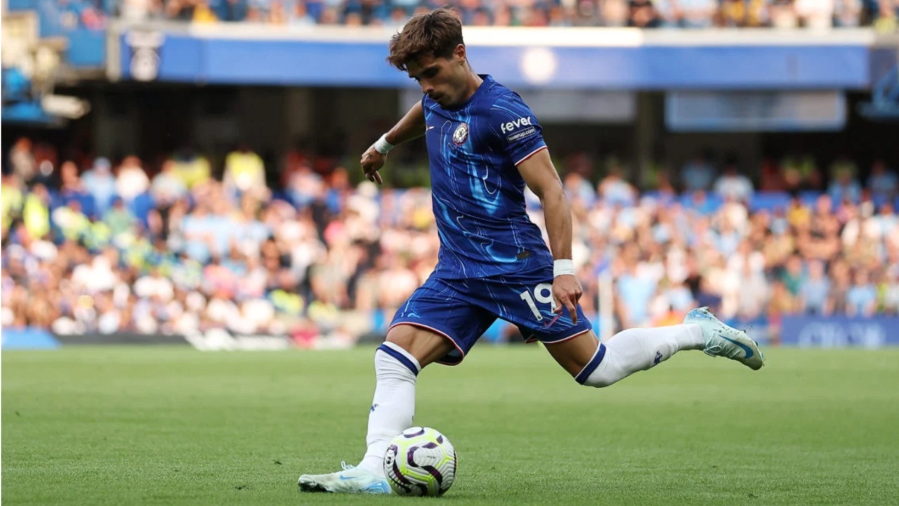 Barazohen shpejt shifrat, Pedro Neto zhyt topin në rrjetën e Arsenal