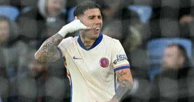 Premier League/ “Blutë” triumfojnë ndaj Leicester, Fernandez “hero” në “fushën” e “Dhelprave”