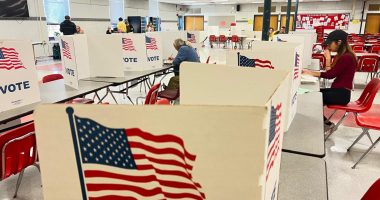 Anketimi në Reuters: Shumica e votuesve thonë se demokracia amerikane është në rrezik