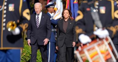 Biden dhe Harris shfaqen bashkë për herë të parë që nga humbja në zgjedhje