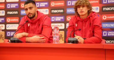 “Na presin dy finale”, Strakosha dhe Fetai flasin nga grumbullimi me Kombëtaren: Sfida të veshtira, por objektivi nuk ndryshon