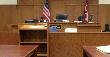 Departamenti i Drejtësisë po shqyrton se si të heqë akuzat kundër Trump