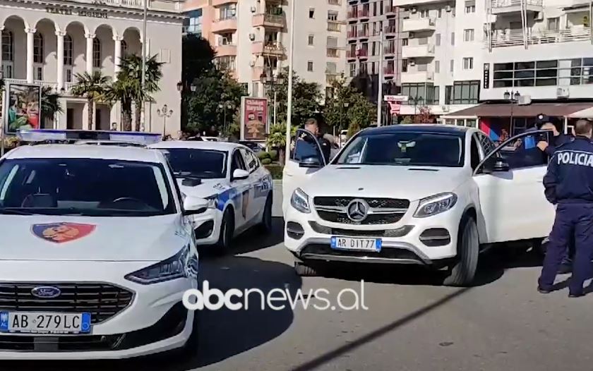 Policia aksion në Shkodër, në fokus mjetet që kanë xhama të zinj pa leje