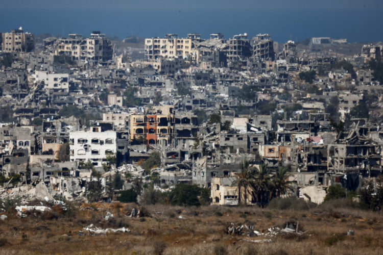 Dhjetëra të vrarë në sulmet izraelite në Gaza