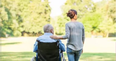 Një në tre evropianë me aftësi të kufizuara është në rrezik varfërie ose përjashtimi social