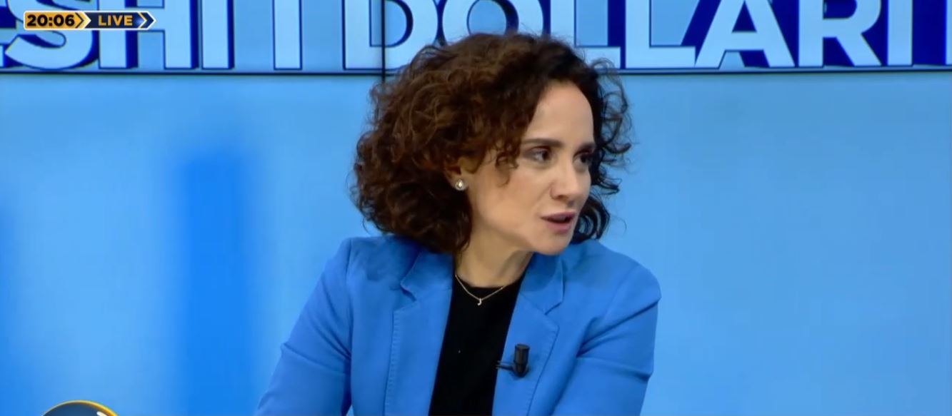 Të gjitha bankat në një, Jonida Kaçani: “Open Banking” model i shërbimit financiar, lejon konsumatorët të menaxhojnë paratë e tyre kudo