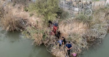 Emigrantët e paligjshëm/ Teksasi nis fushatën në Meksikë dhe Amerikën Qendrore