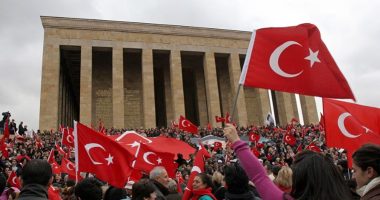 Mijëra turq në protestë në Ankara, kërkojnë rritje të mëtejshme të pagës minimale