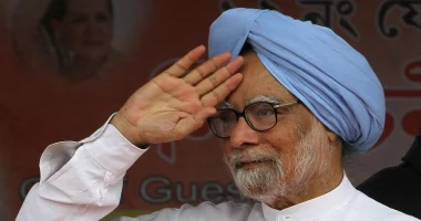 Ndahet nga jeta ish-kryeministri indian Manmohan Singh