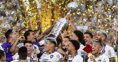 Botafogo fiton Copa Libertadores/ Skuadra e shquar braziliane ia del për herë të parë, kampionët ia dolën 3-1 në finale edhe me 10 lojtarë