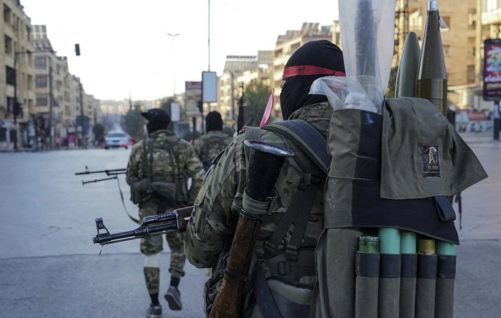 Forcat qeveritare siriane tërhiqen nga Deir Ezzor