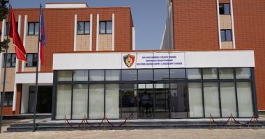 Shkodër, konflikt mes adoleshentëve/ Dy prej tyre plagosen me thikë