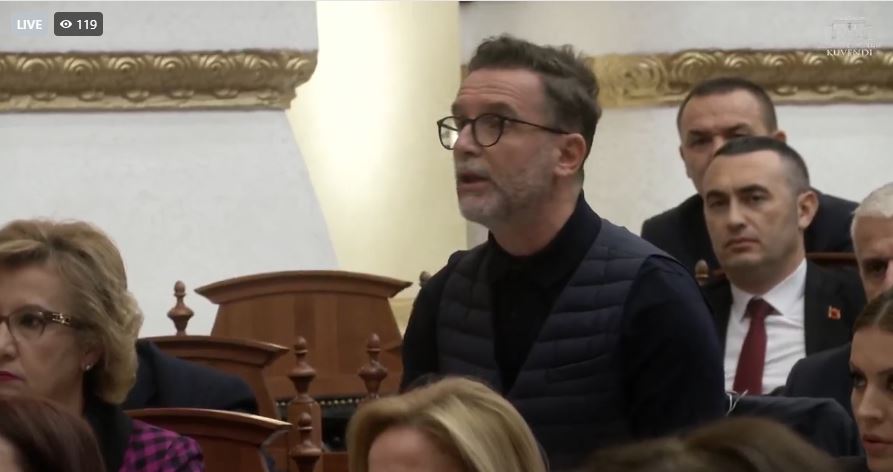 Amendamenti i Berishës për investimet publike, Braçe në Kuvend: Tallje. Propozimi s’ka lidhje me nenin 2 të buxhetit