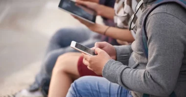 Qeveria braziliane ka ndaluar përdorimin e telefonave celularë në shkolla