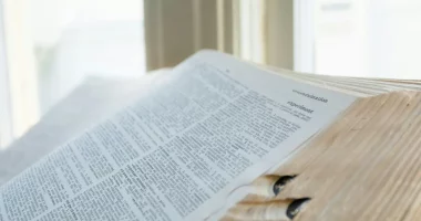 ‘Brain rot’/ Fjalori i Oksfordit zgjedh ‘fjalën e vitit’