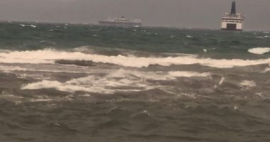 Moti i keq/ Durrës, pezullohet lundrimi i trageteve te linjave ndërkombetare