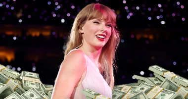 Taylor Swift përfundon turneun muzikor ‘Eras’ me një fitim prej 2 miliardë dollarësh bruto