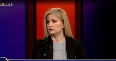 Atentati në Vlorë, shënjestra i afërm i Inez Hajrullës/ Gazetarja: Më shumë se 50 plumba drejt Kevin Hajrullës