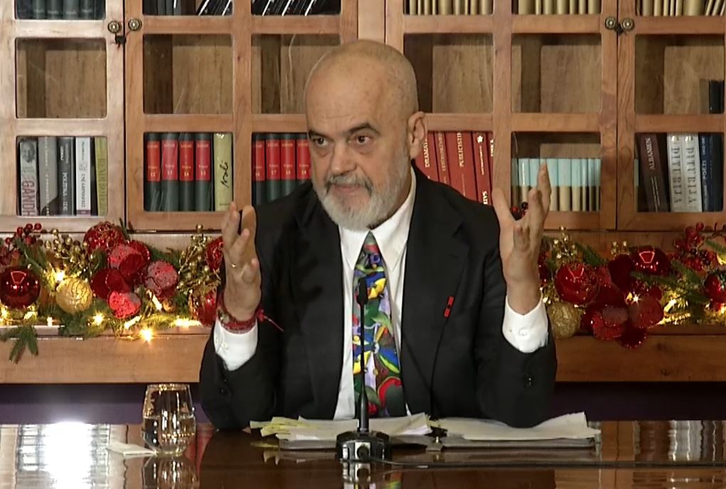 “Po ndërtojmë hekurudha”/ Rama: Gara për portin e Durrësit do nisë nga e para. Rritje e arkëtimeve në sektorin e ujit, ulëm humbjet