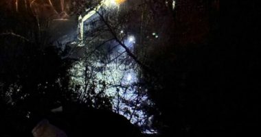 Aksidenti tragjik, makina përfundoi në lumin Vardar, raportohet për tre viktima, shpëton i mituri