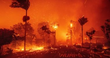 Kalifornia, sërish në rrezik nga flakët/ Miliona banorë morën paralajmërime të tjera për zjarre