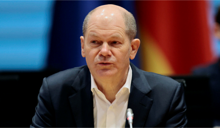 Scholz  Uroj që Trump të mos i japë fund ndihmës për Ukrainën