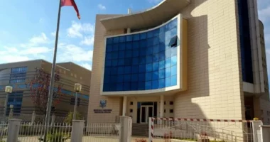 Nuk justifikonte pasuritë/ Prokuroria e Shkodrës sekuestron automjetet dhe mjetet motorrike të shtetasit të dënuar në Francë