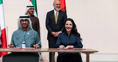 Balluku flet për linjën nënujore të transmetimit që do të ndërtohet mes Shqipërisë dhe Italisë