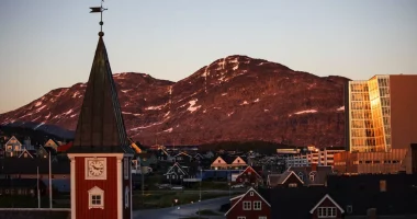 Danimarka “e hapur” për dialog me SHBA-në për Arktikun