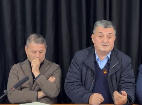 Dorëhiqet prefekti, përplasje me Pjerin Ndreun? Reagon kryebashkiaku i Lezhës: Sajime të ulëta