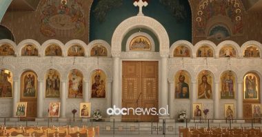 Varri i Anastasit, brenda Katedrales/ Dy ditë shërbesa dhe lutje për Kryepeshkopin