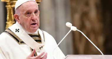 Viktima dhe dëme miliarda dollarëshe/ Papa Françesku: I pikëlluar për zjarret në Los Angeles