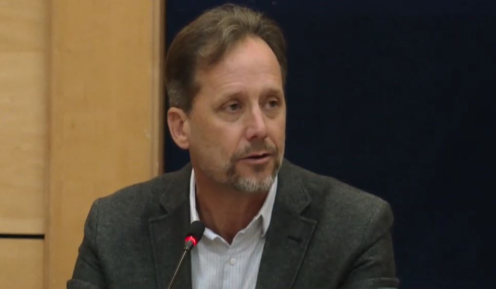 Doganat, me inteligjence artificiale/ Dhoma amerikane: Të vijojë puna për thjeshtimin e procedurave