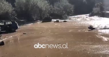 VIDEO/ Çahet diga e hidrocentralit në Bunec. Uji vërshon në zonë, rrezik për përmbytje në Lukovë