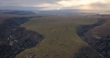 Dronët zbulojnë fortesën e fshehur 3000-vjeçare në malet e Kaukazit