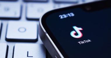 TikTok planifikon të mbyllë aplikacionin e tij në SHBA të dielën