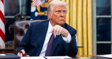 Trump hakmerret ndaj Smith/ Shkarkon personat që punuan me prokurorin që ngriti akuzë penale ndaj tij