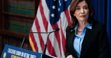 Guvernatorja shqyrton mundësinë e shkarkimit të kryebashkiakut të Nju Jorkut