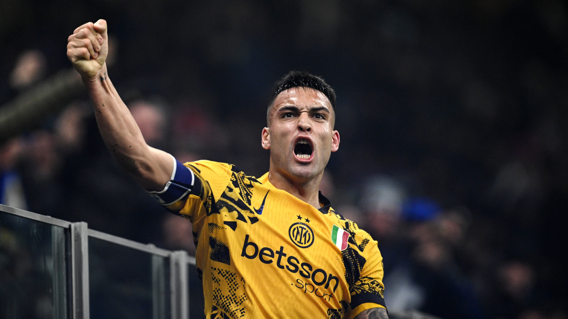 Inter feston, Milan në “ferr”/ Zikaltërit mundën 1-0 Genoa, Lautaro shënoi golin e vetëm