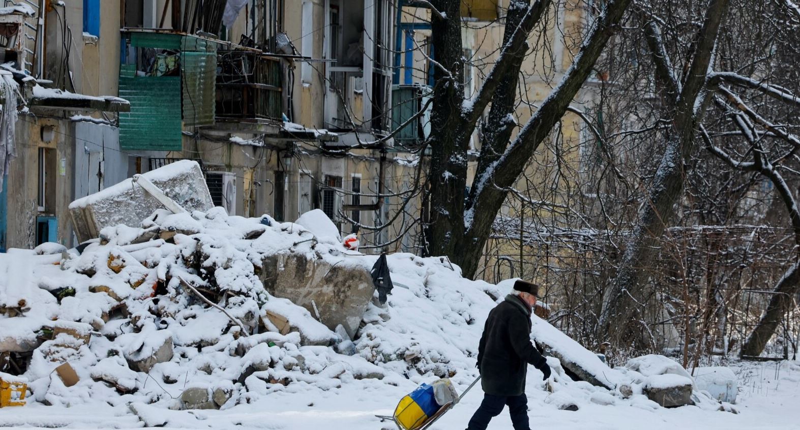 Banka Botërore: Ukrainës i nevojiten 524 miliardë dollarë për rimëkëmbje