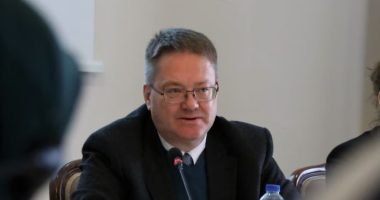 Ambasadori britanik takim me Dumanin: Në prag të zgjedhjeve mirëpresim përpjekjen e SPAK për të mbështetur demokracinë