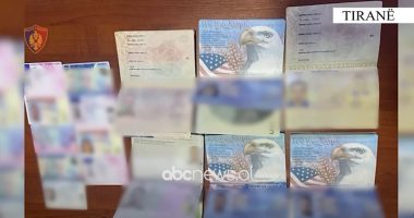 Prodhoheshin në Kosovë, shiteshin në Shqipëri/ Si u godit grupi që falsifikonte dokumentet amerikane dhe ato të BE