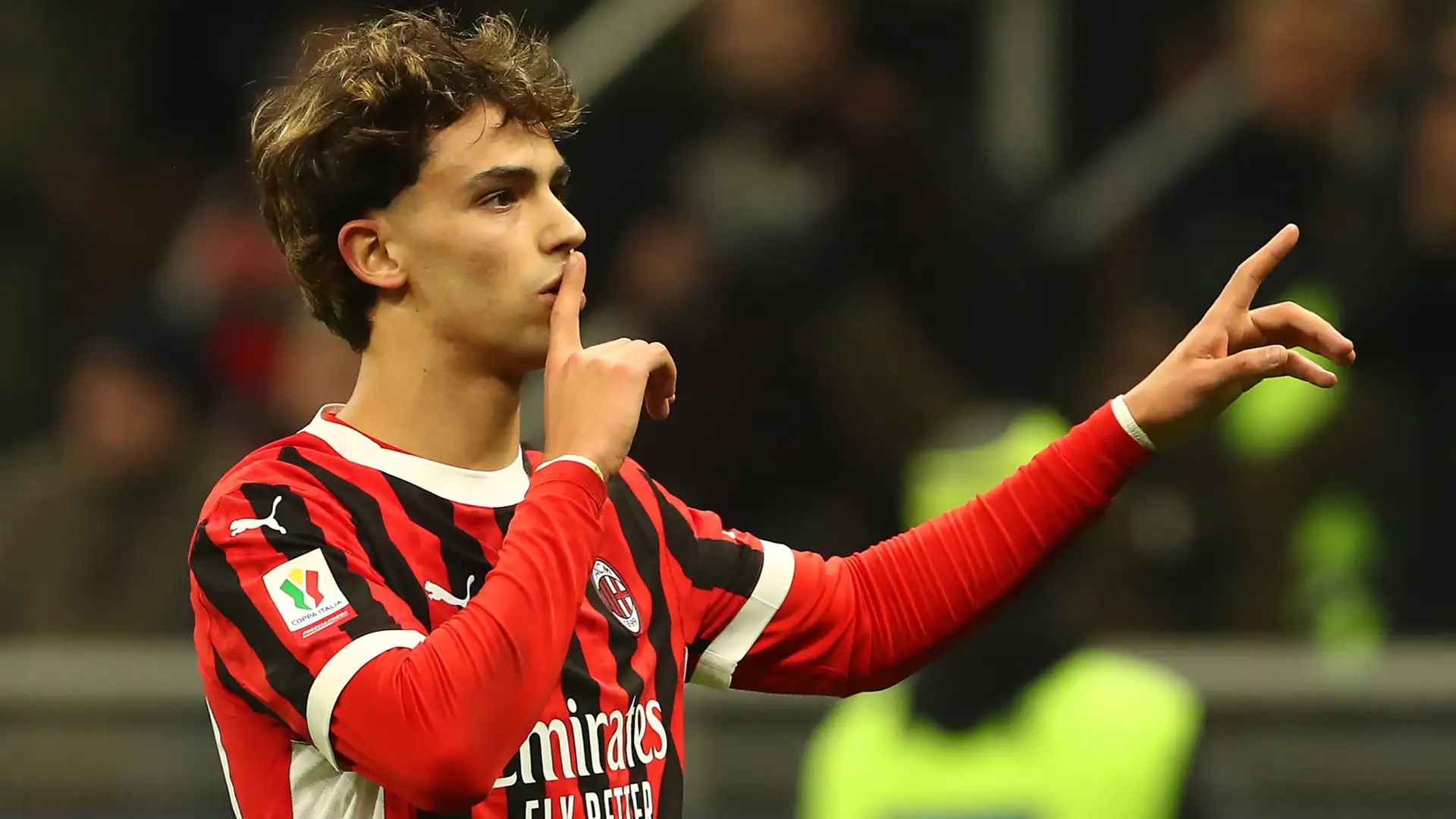 Milan është “Felix”/ Sulmuesi debuton me gol, skuadra kuqezi mundi 3-1 Roma