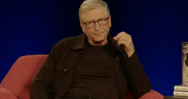 Bill Gates: Ja katër gjërat që duhet të shqetësojnë të rinjtë