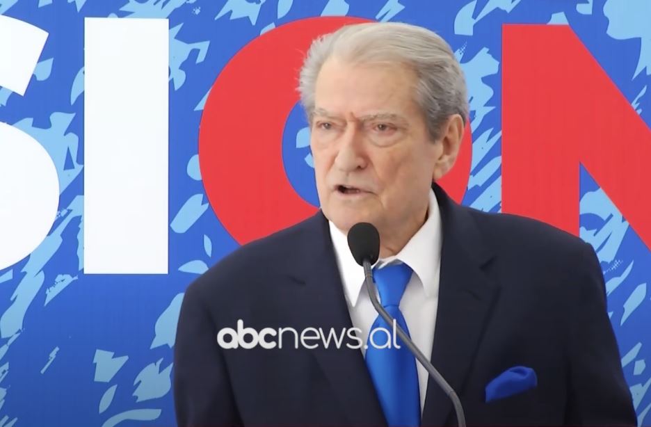 Berisha do “shesë” sërish detin?/ Pas mitingun me Belerin: Do bëjmë marrëveshje me Greqinë