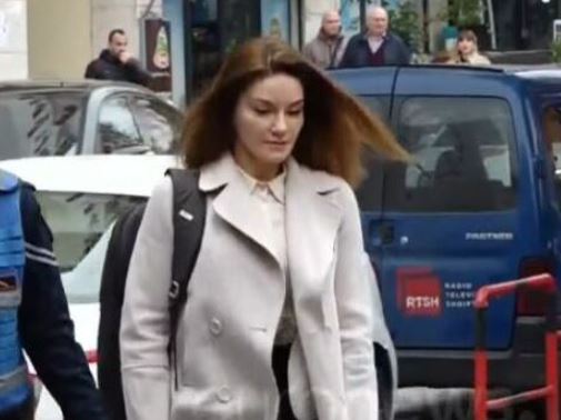 Ajola Xoxa në Apel/ Kundërshton kontrollin në zyra dhe sekuestrimin e disa sendeve