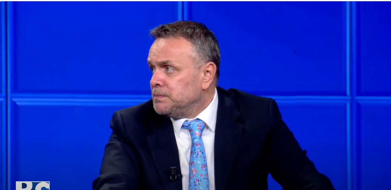 Përplasja e Veliajt me drejtësinë/ Karamuço: Deklaratat e tij, të nxituara. Publikimi i fotove nga gjyqi? Të nisë një hetim i brendshëm