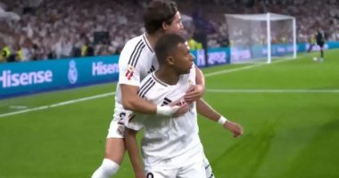 Mbappe në versionin “CR7”/ Sulmuesi francez synon rekordet e portugezit