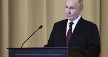 Putin: Nuk e refuzojmë zgjidhjen paqësore të luftës në Ukrainë
